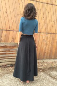 tulip-wrap-black-back