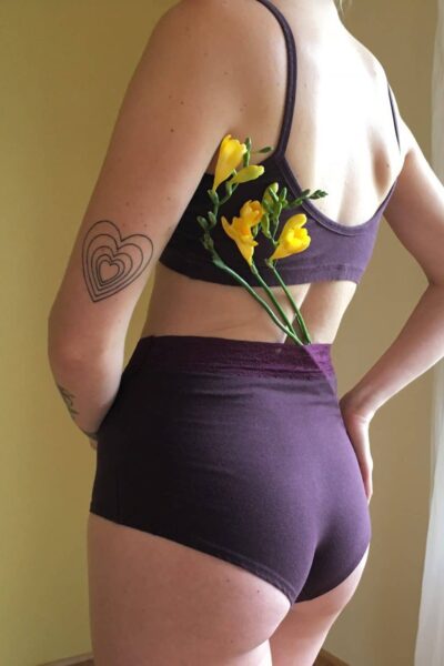 lace-high-rise-back